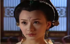 卫长公主作为汉武帝的第一个女儿，为何沦落到腰斩的下场？
