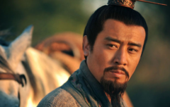 刘备有三个亲生儿子，为何选了刘禅当继承人呢？