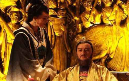 杨坚是如何当上皇帝的？他真的是把女婿逼下位的吗？