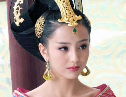 赵飞燕作为汉成帝最宠爱的妃子 汉成帝后来为何只爱赵合德一人