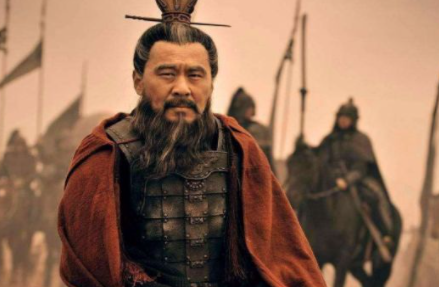 刘备攻打西川的时候，他选谁镇守的荆州呢？