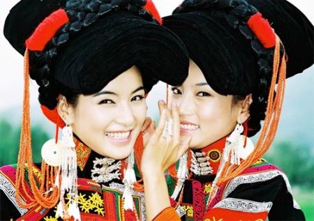 彝族有什么风俗习惯？中国少数民族彝族的来历习俗