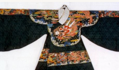 皇帝的赐服蟒袍是什么样子的？蟒袍样式介绍