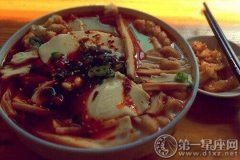 苏东坡也喜爱的美食：豆花泡馍的由来
