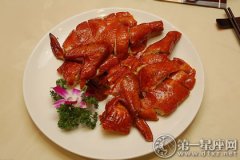 粤菜系列的招牌菜之一：炸子鸡