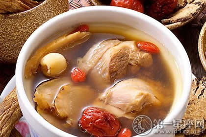 百合红枣排骨汤