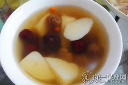 桂圆红枣山药汤