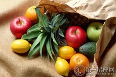 哪些水果有助于减肥？让你边吃边瘦