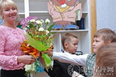2016年俄罗斯教师节是几月几日？