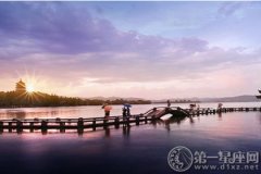 <b>杭州西湖十大景点，不容错过</b>
