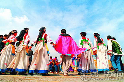 普米族文化