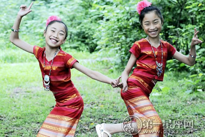 傣族儿童服饰图片