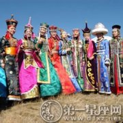 民族服饰：蒙古族服饰图片