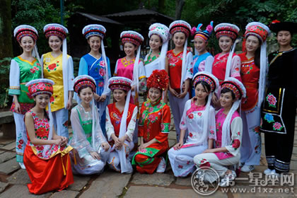 中国传统服饰