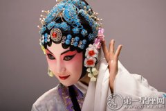 关于京剧脸谱的起源故事