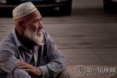 新疆维吾尔族起源与历史