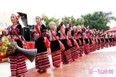 拉祜族春节习俗与民俗活动