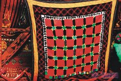 多姿多彩的柯尔克孜族编织文化