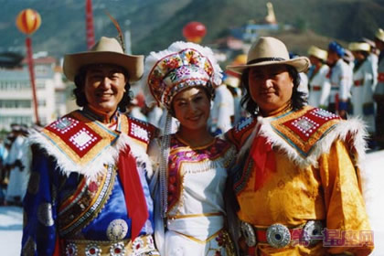 普米族服饰文化