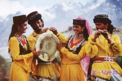 多姿多彩的塔吉克族乐器文化