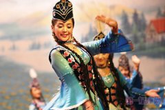 塔塔尔族的民间音乐特征是什么？