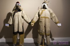 精致的鄂伦春族狍皮服饰文化
