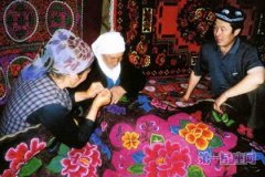 精美的乌孜别克族的手工业文化