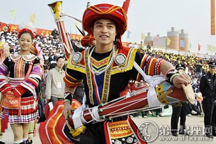 少数民族的节日之京族唱哈节