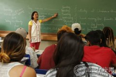 2016年巴西教师节是几月几号，哪一天