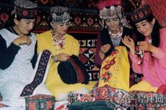 塔吉克族的灯节：巴罗提节