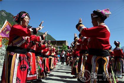 女性为主角的羌族瓦尔俄足节