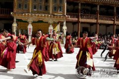 少数民族的节日之藏族驱鬼节