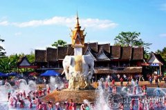举国庆祝的日子，泰国泼水节在哪里举行