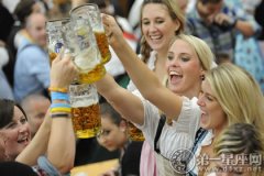 讲述啤酒节的历史，慕尼黑啤酒节的故事