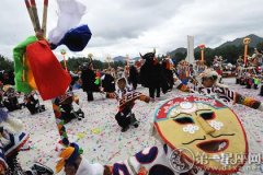 关于藏族雪顿节的来历