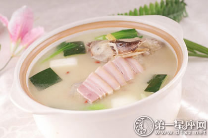 陈皮莲子薏米水鸭汤